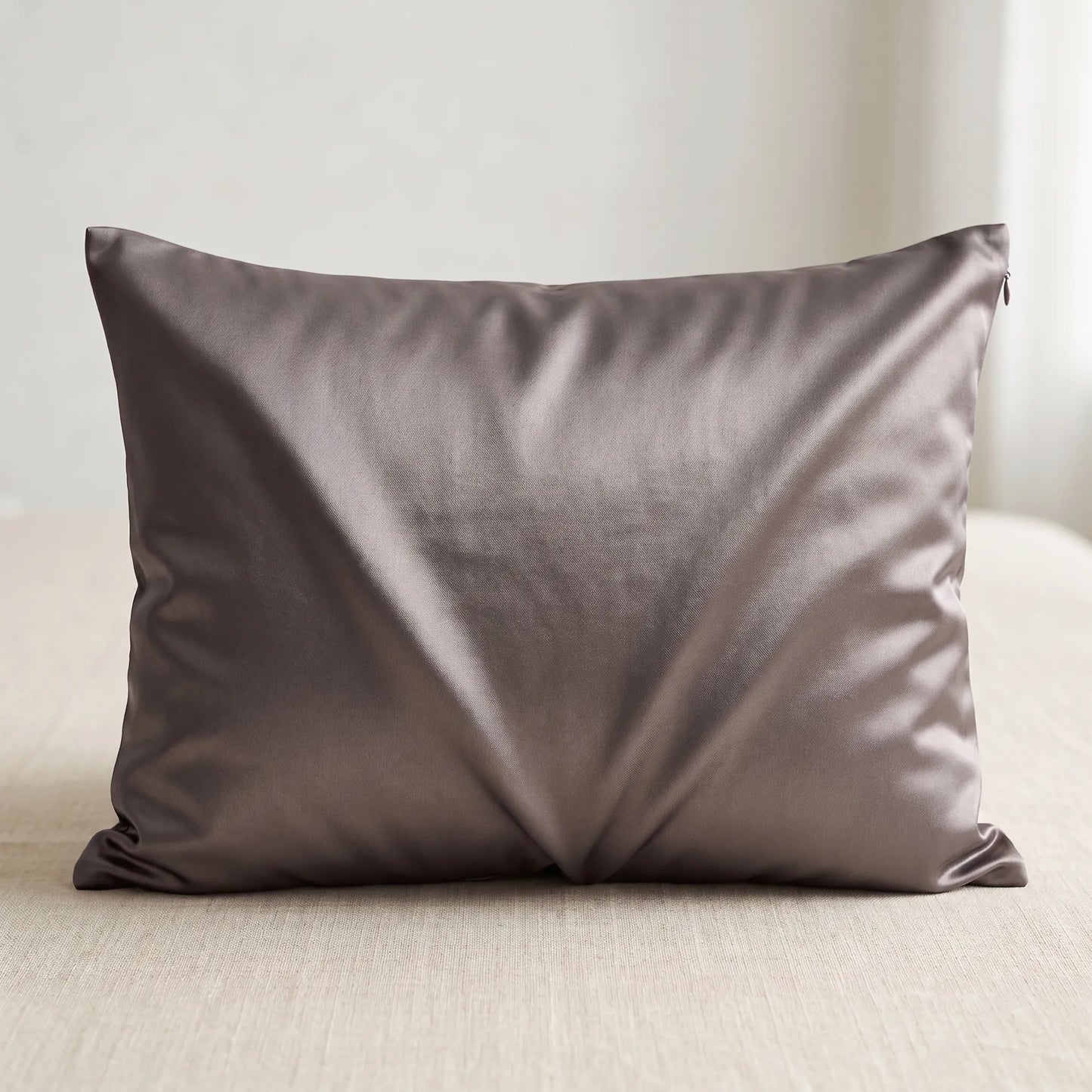 Silk Haven – 100% Mulberry Silk Pillowcase | 22 Momme | Hidden Zipper