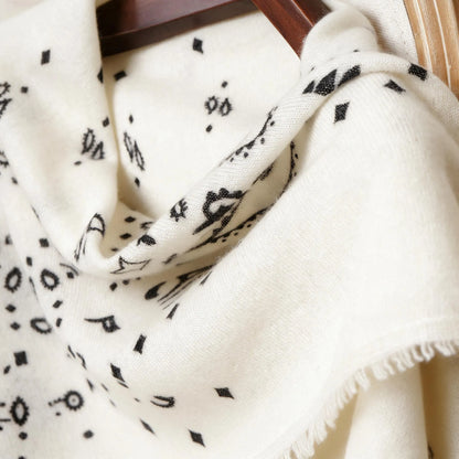 Heritage Paisley – 100% Cashmere Square Scarf | 26-Count Knit | 110g