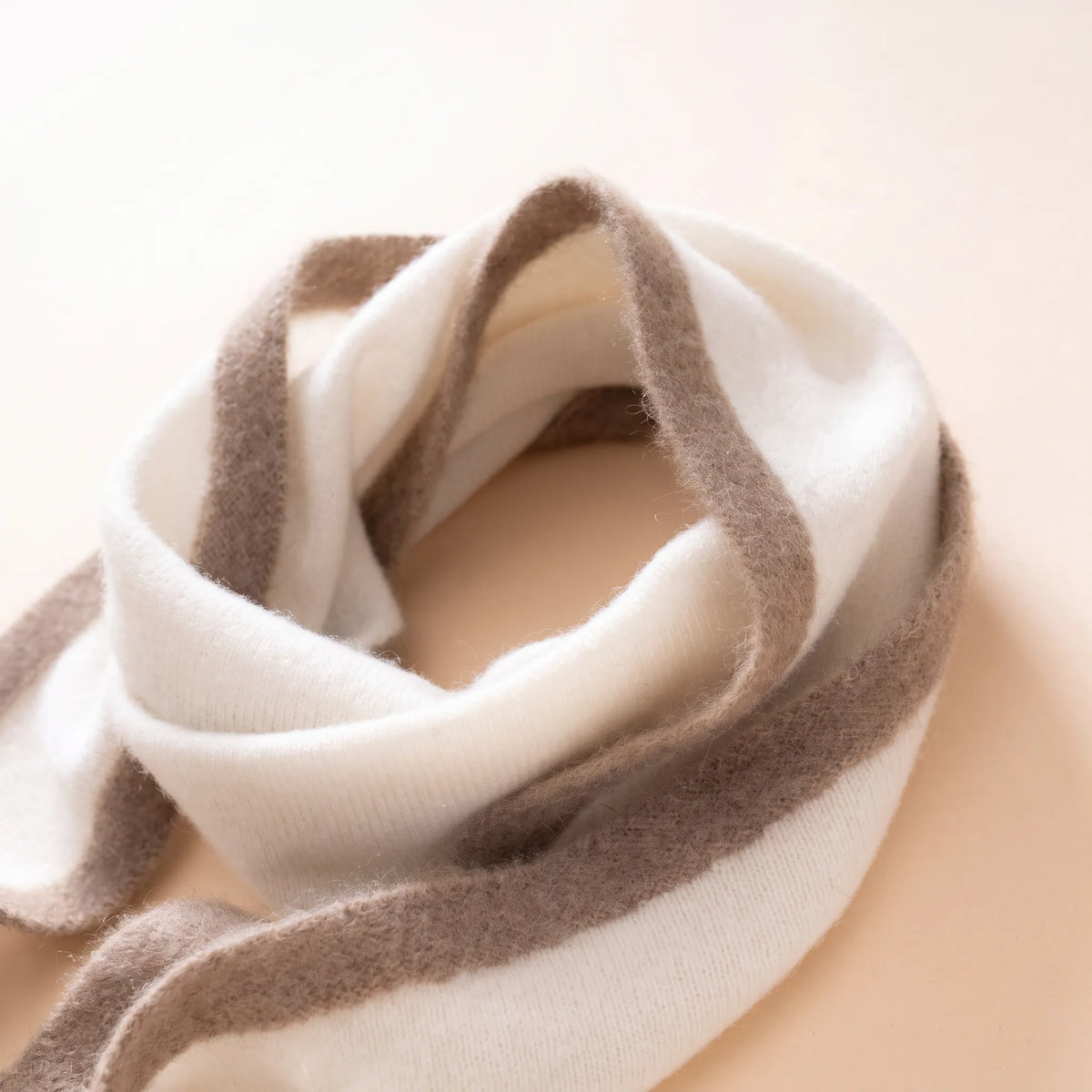 Savile Contrast – Brushed 100% Cashmere Triangle Scarf