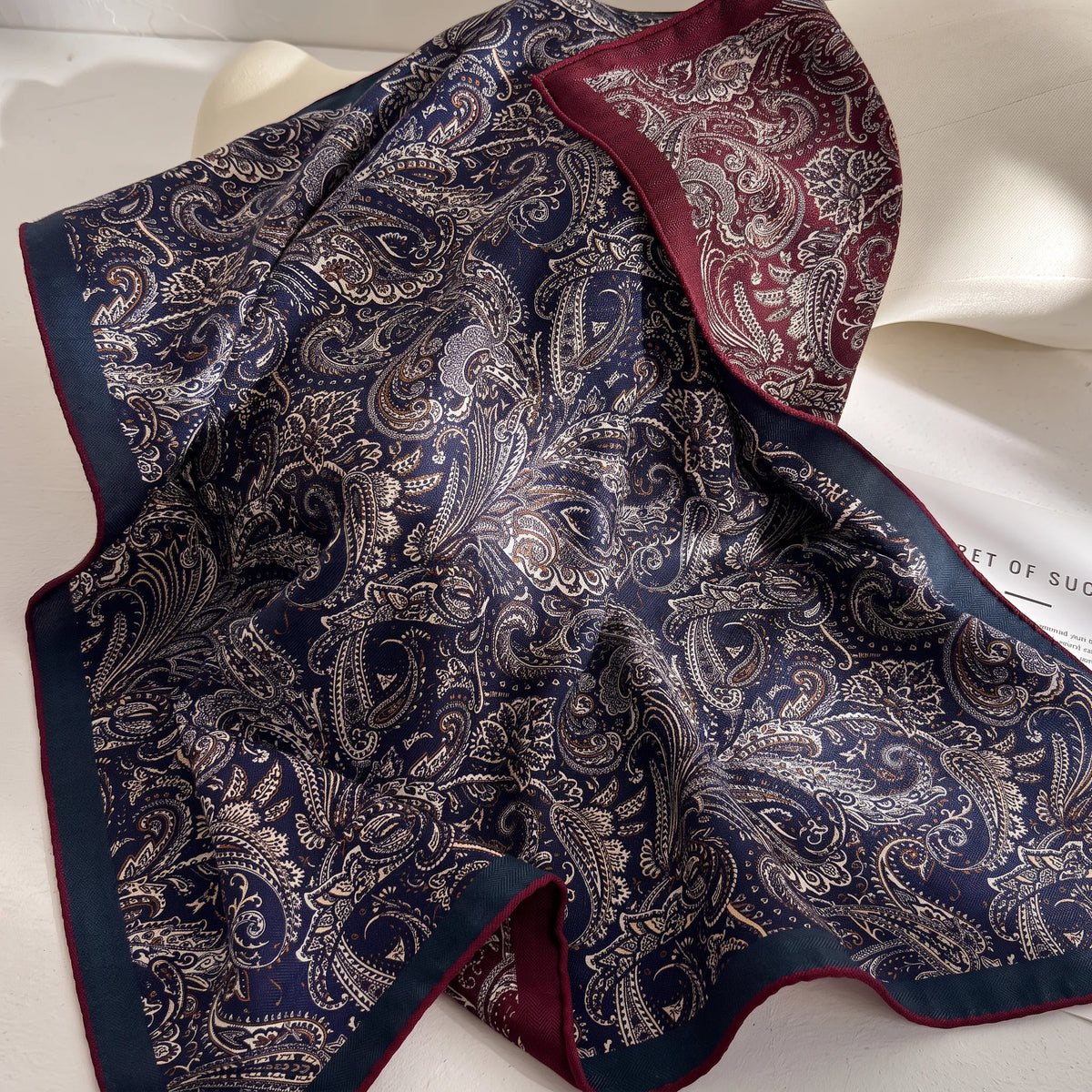 Cavendish Paisley – Double-Sided 70% Wool 30% Silk Scarf