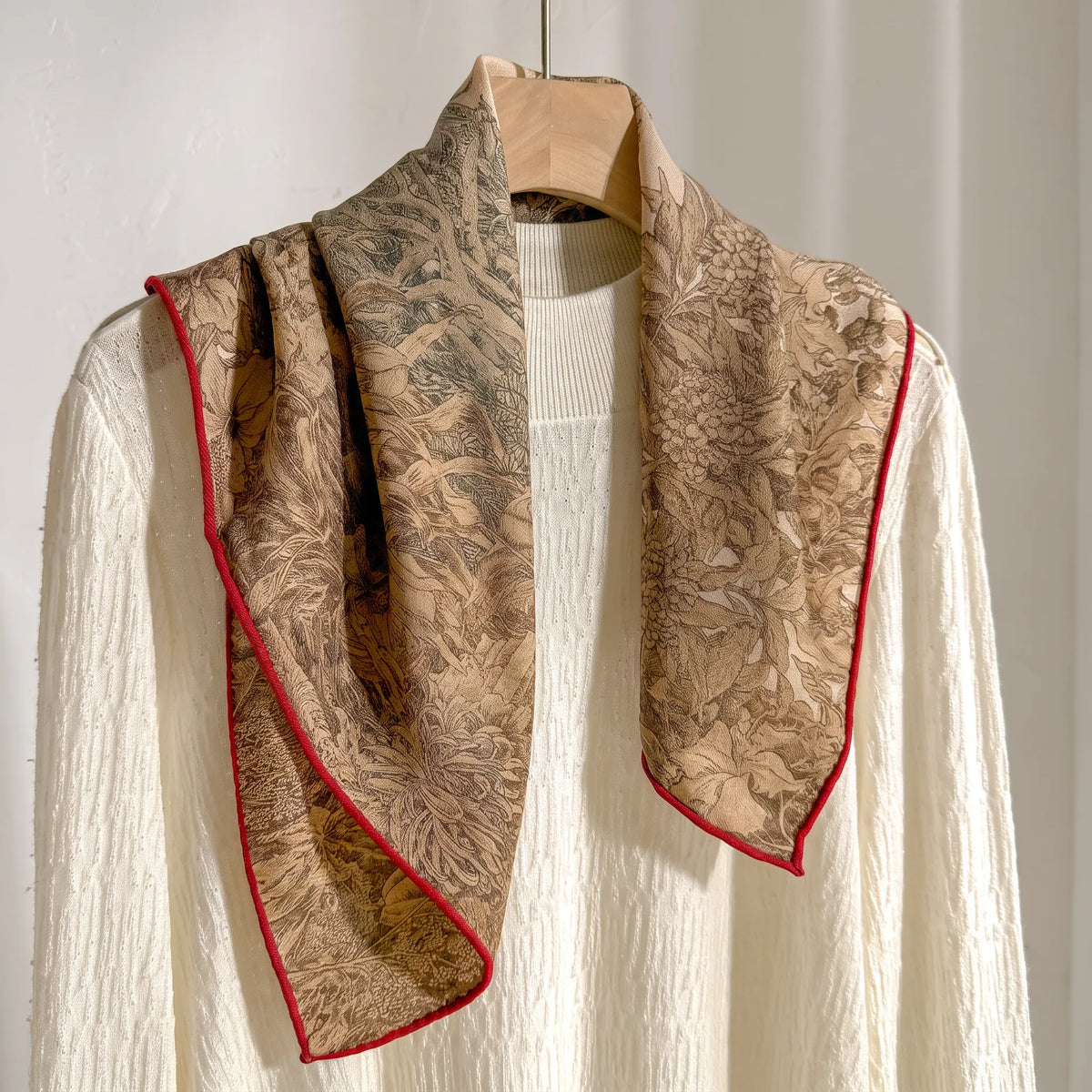 Holland Park Botanical – Double-Sided 70% Wool 30% Silk Scarf