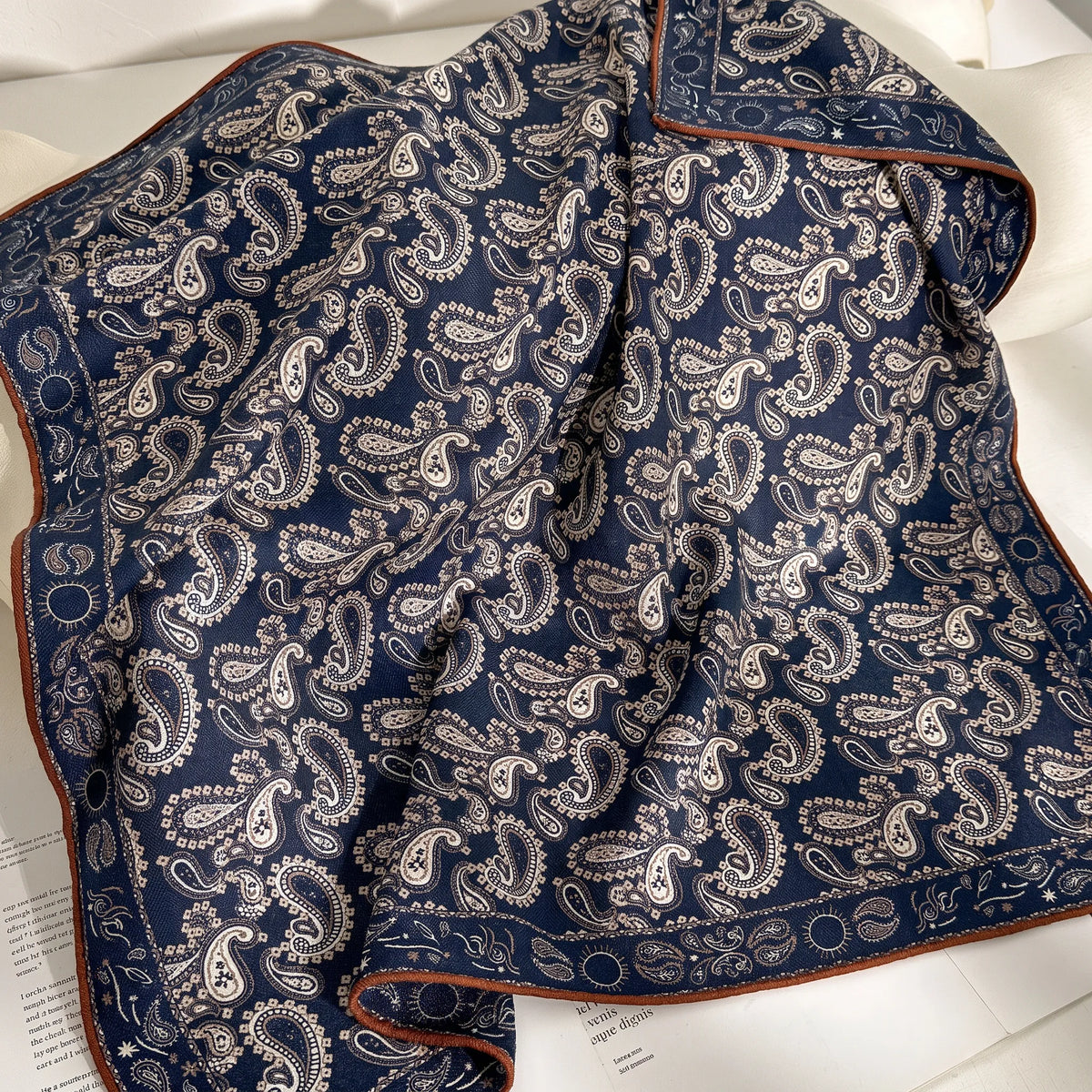 Mayfair Paisley – Double-Sided 70% Wool 30% Silk Scarf