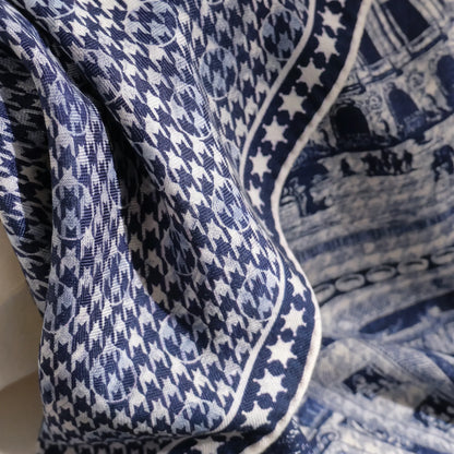 St James's Swan – Double-Sided 70% Wool 30% Silk Scarf