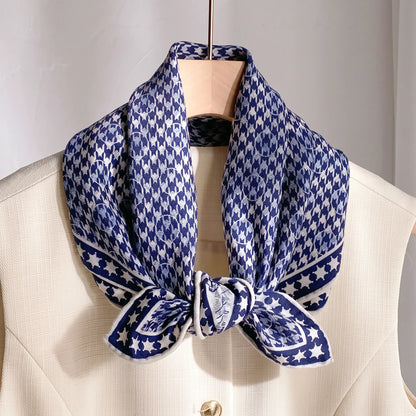 St James's Swan – Double-Sided 70% Wool 30% Silk Scarf
