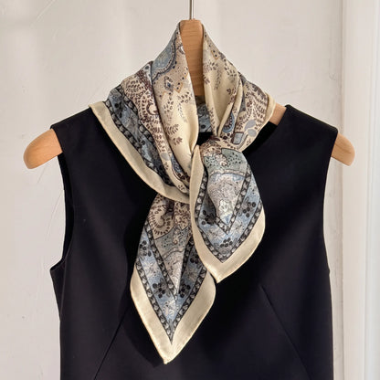 Belgravia Paisley – Double-Sided 70% Wool 30% Silk Scarf