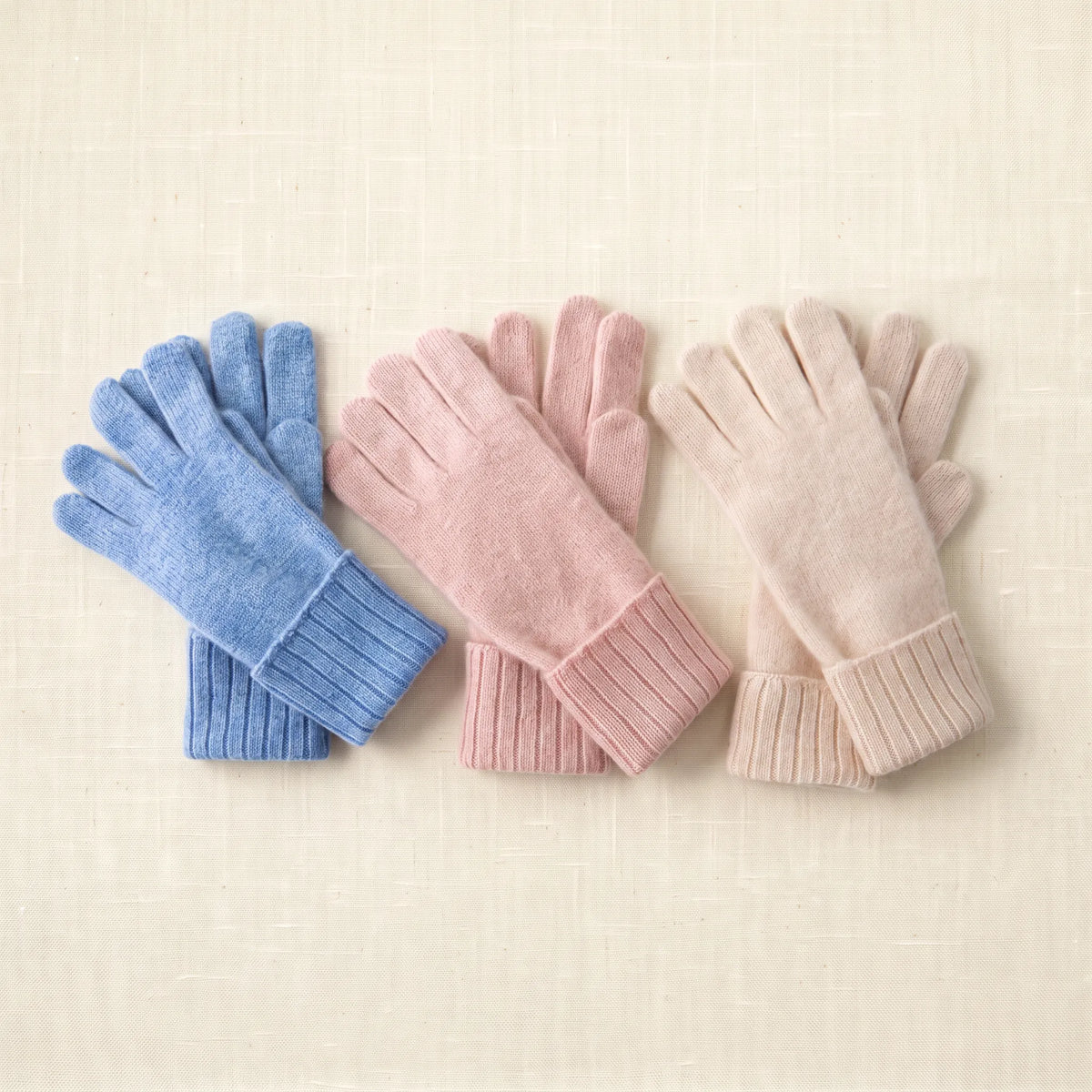 Fine Rib – 100% Cashmere Gloves | Ribbed Cuff