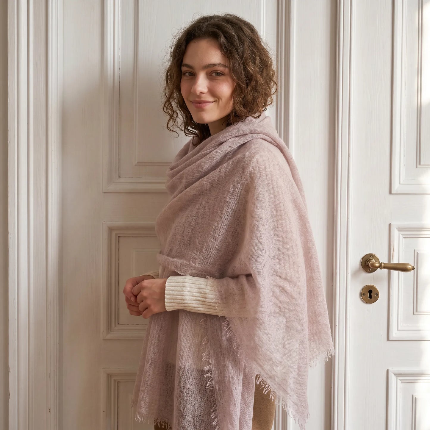 Cloud Ripple – 100% Cashmere Travel Shawl | Ultra-Fine