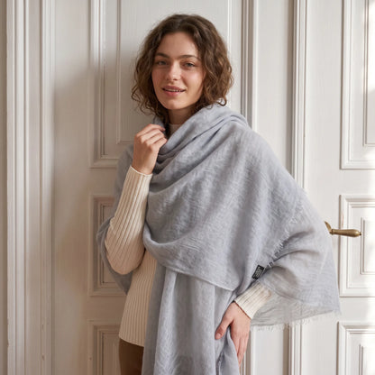 Cloud Ripple – 100% Cashmere Travel Shawl | Ultra-Fine